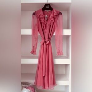 Vintage 1970s peach chiffon & taffeta dress! Very Barbie peaches & cream